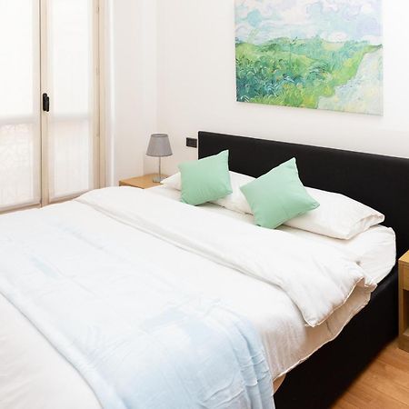 Mint - Van Gogh - Dome Cathedral Apartment Milan Bagian luar foto