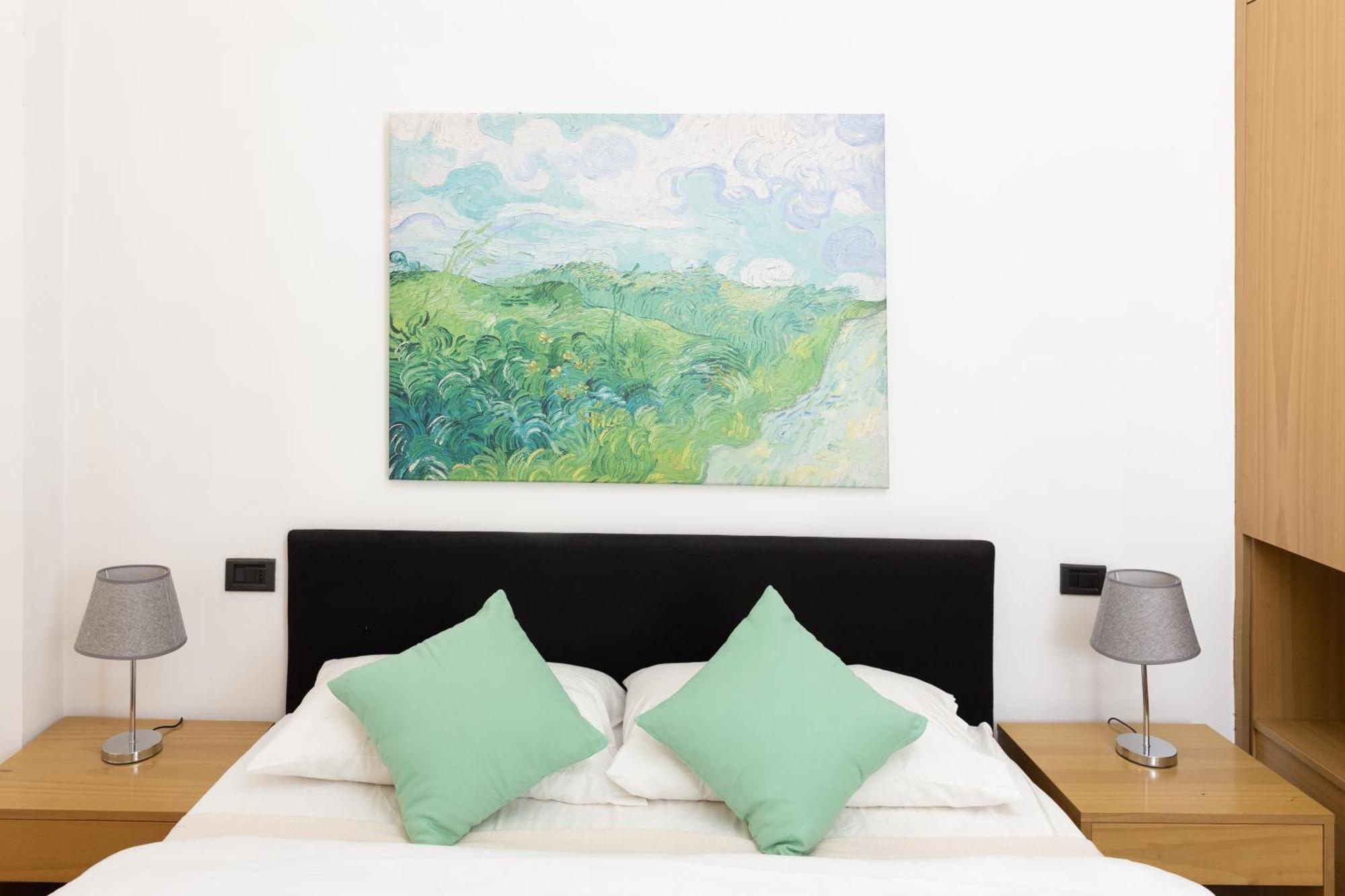 Mint - Van Gogh - Dome Cathedral Apartment Milan Bagian luar foto