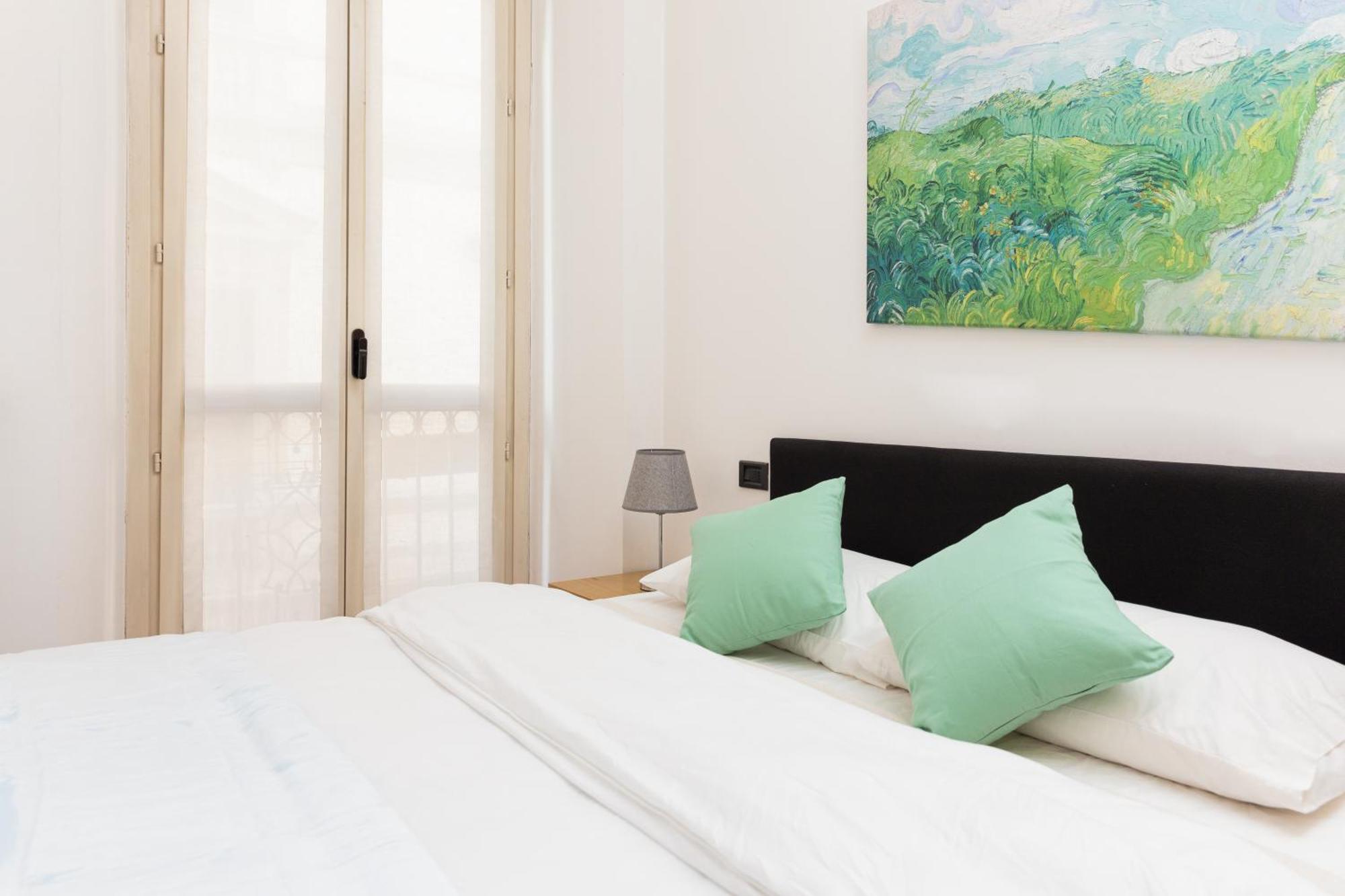 Mint - Van Gogh - Dome Cathedral Apartment Milan Bagian luar foto