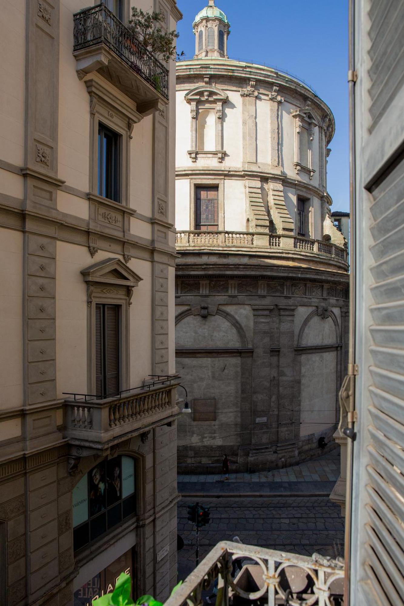 Mint - Van Gogh - Dome Cathedral Apartment Milan Bagian luar foto